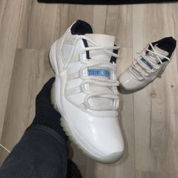 Jordan 11 Retro Low Legend Blue