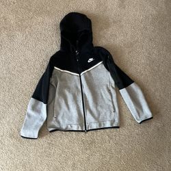 Nike Tech 