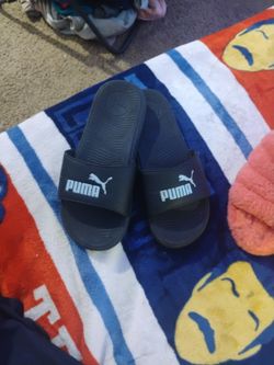 Women Puma Slides 