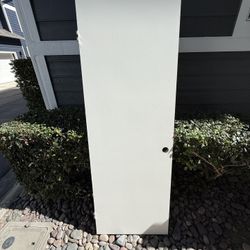 *Free* Bedroom Room And hinges