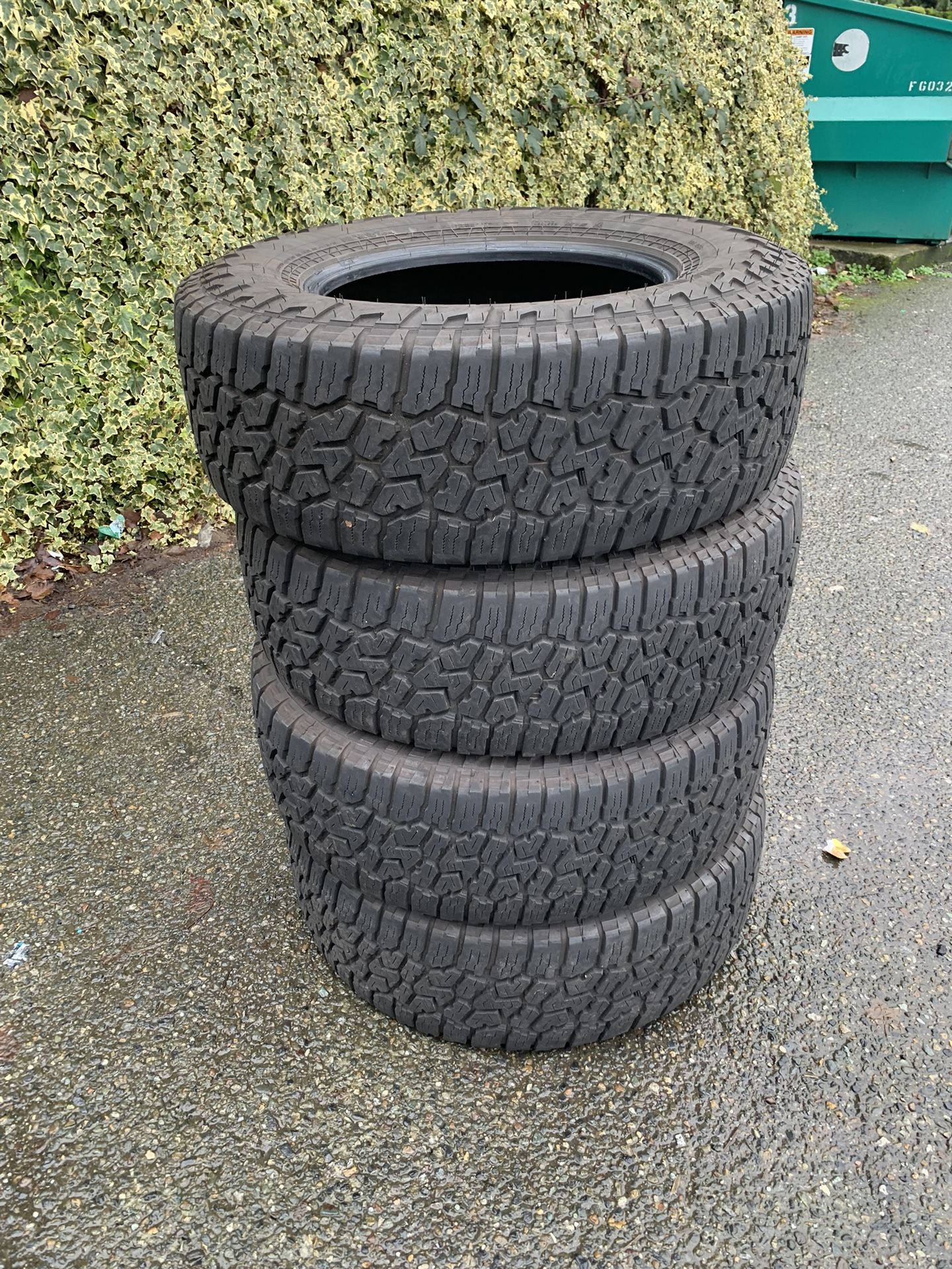 265/70r17 Falken Wildpeak AT3W