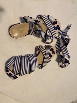 Brsnd New Cabi Lace-Up Flat Sandals size 8