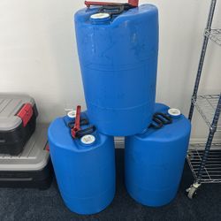 (3) 45 Gallon Water Containers $25, (6) 7 Gal $2 Each