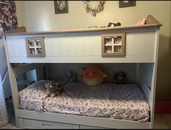 Bunk Beds With Latter