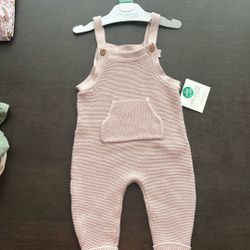 Carter’s Size 6 Mo Brand New Baby jumper -$7