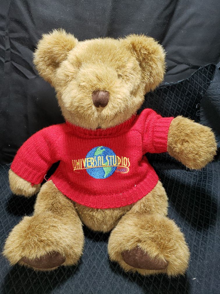 Universal Studio brown teddy bear 10" looks new