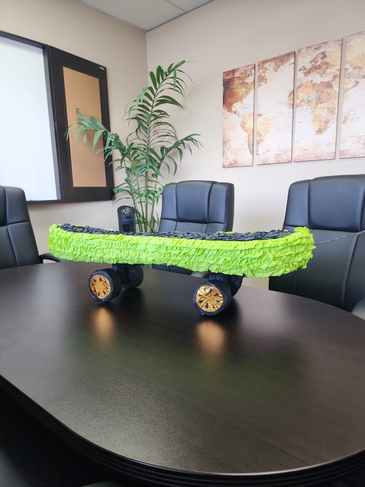 Skateboard PINATA XxL