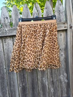 Girls leopard skirt