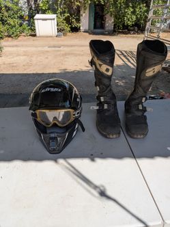 Motorcycle helmet