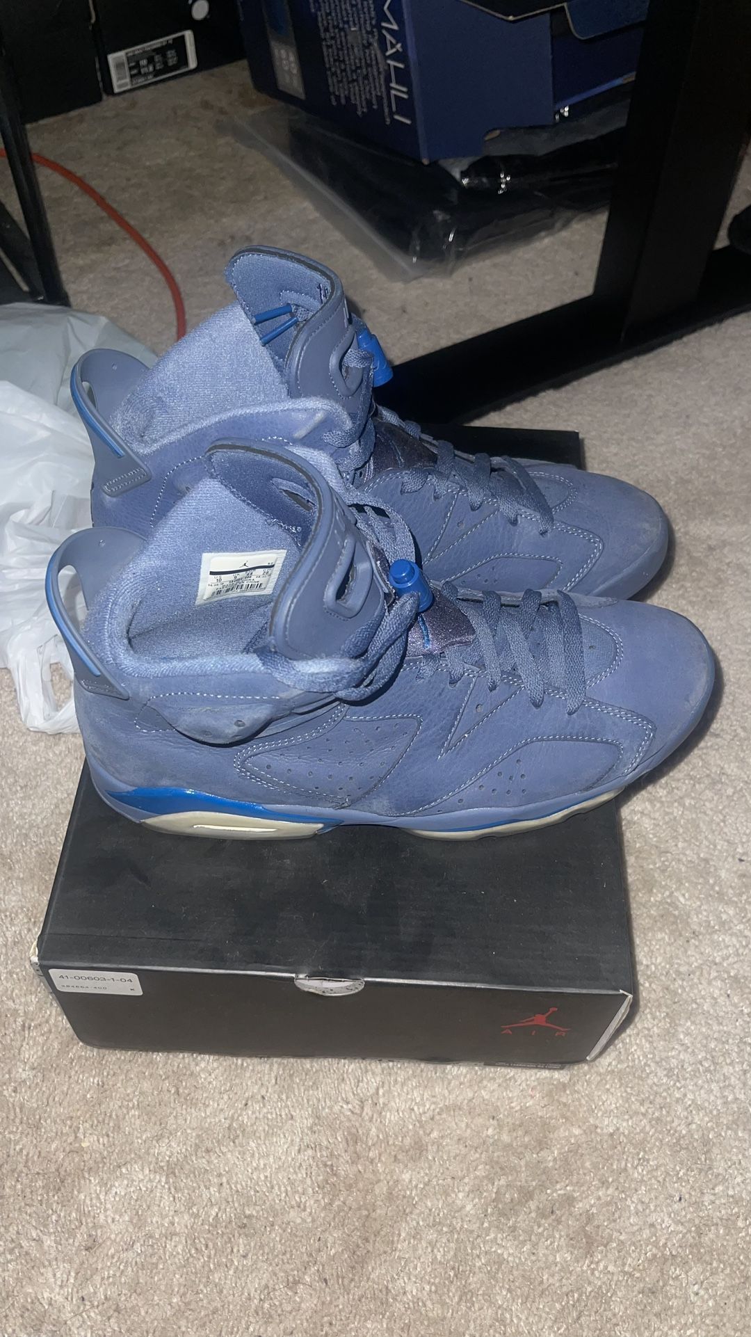 Air Jordan Retro 6 Diffused Blue