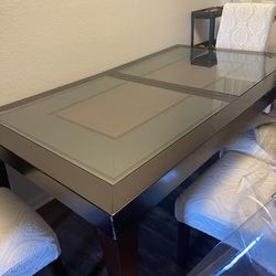 Dinning Table