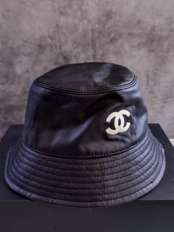 CHANEL CC Leather Bucket Hat Small Black for Sale in Diamond