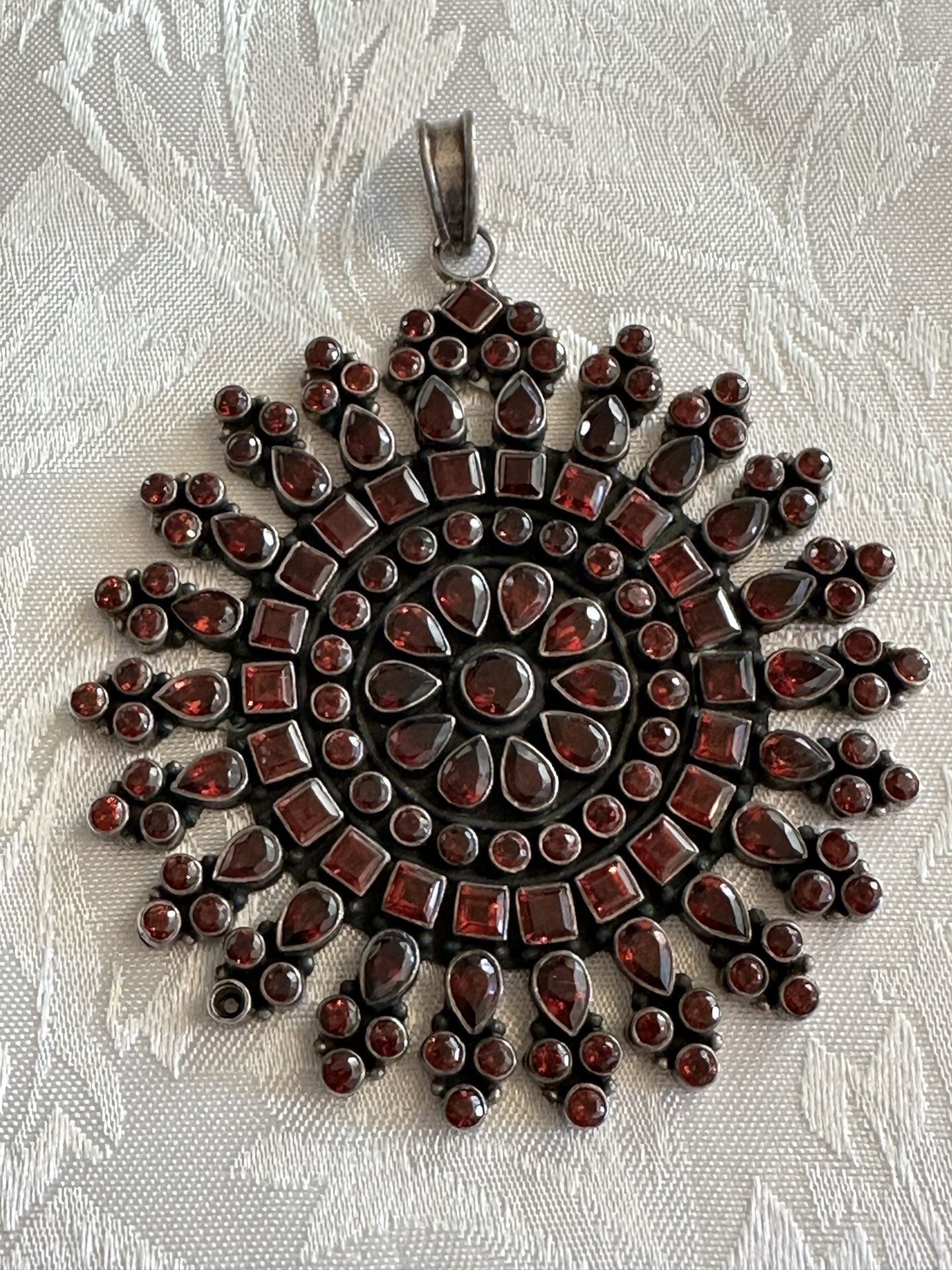 Sterling Silver Garnet Pendant for Sale in Santee, CA - OfferUp