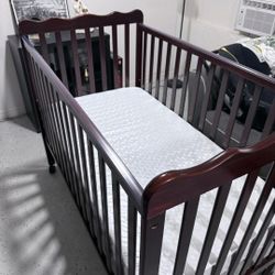 Baby Crib And Car Seat