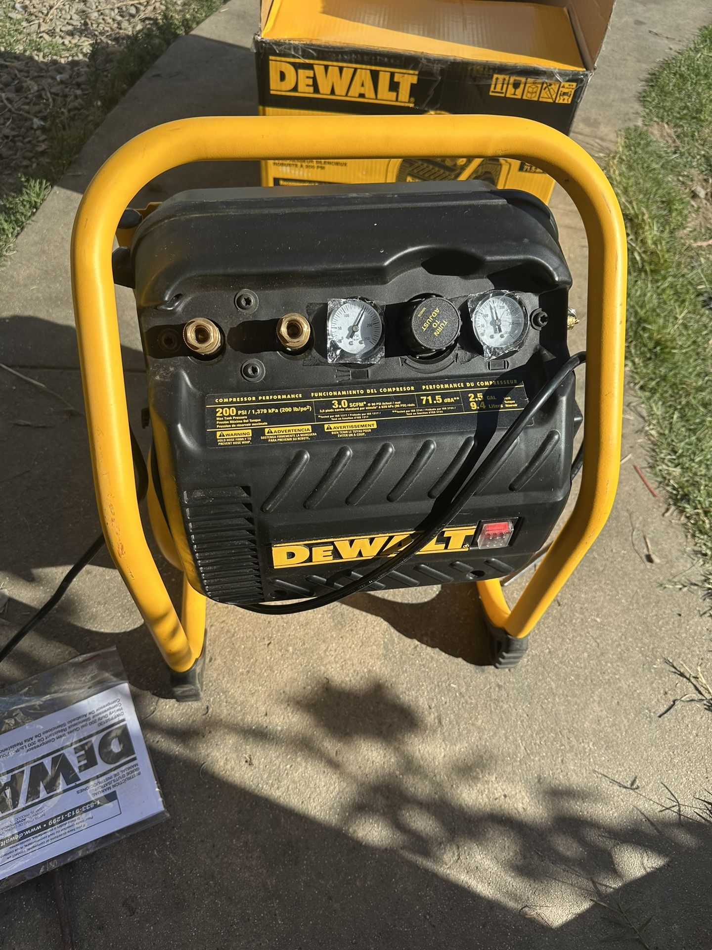 2.5 Gal. Portable Electric Heavy Duty 200 PSI Quiet Air Compressor by DEWALT