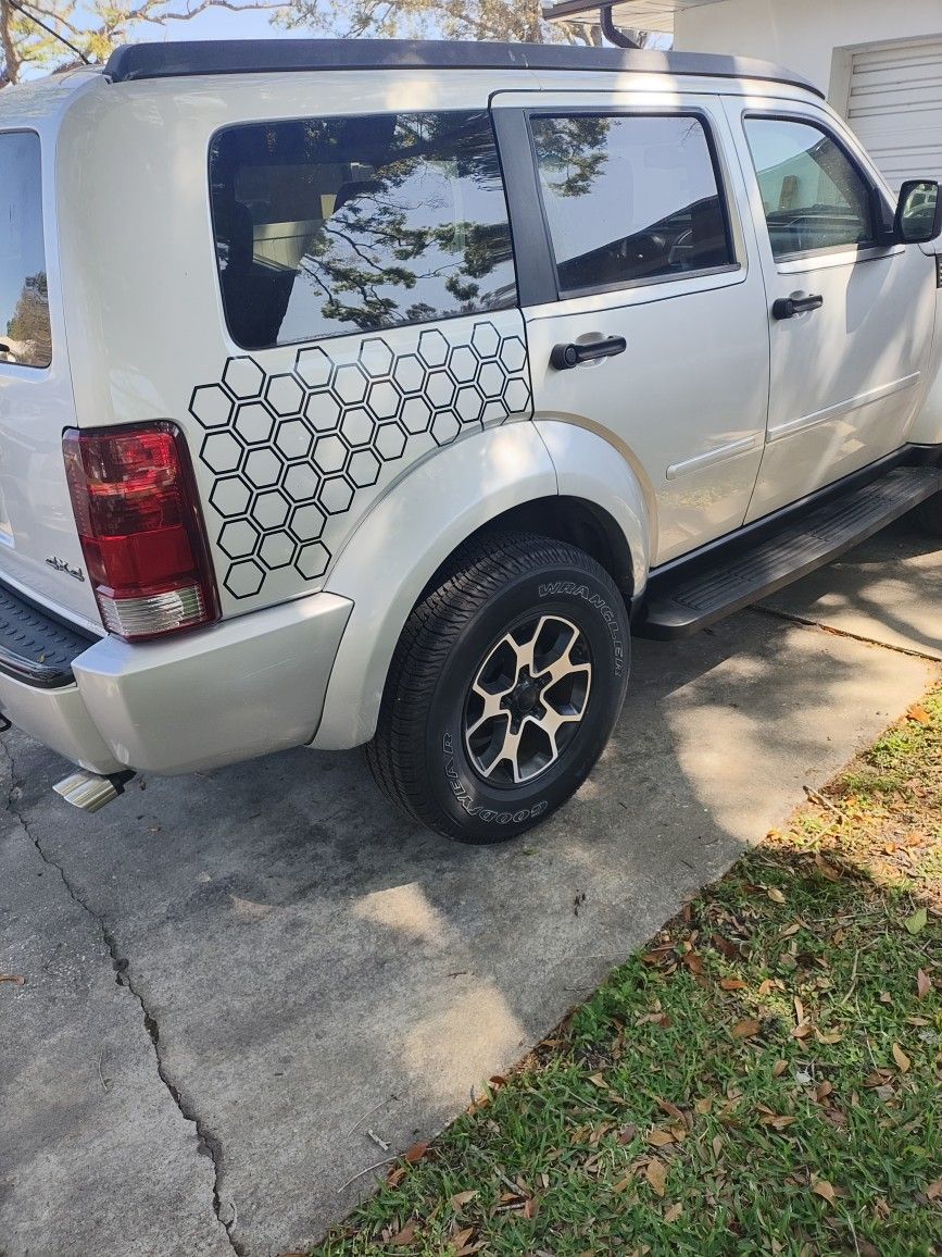 2007 Dodge Nitro