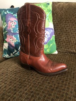 Woman Western Boots Brown Size 7.5