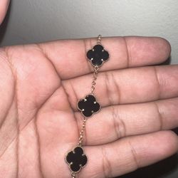 14k Gold Clover VCA Bracelet