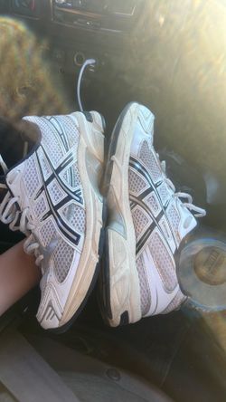 ASICS 8.5