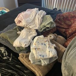 Preemie Boy Clothes And Diapers 