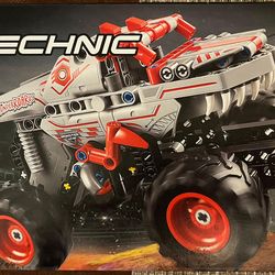 LEGO TECHNIC: Monster Jam ThunderROARus Pull-Back (42200)