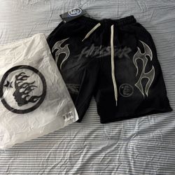 Hellstar Short