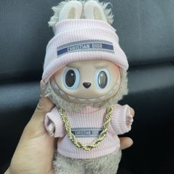 Labubu Outfit 