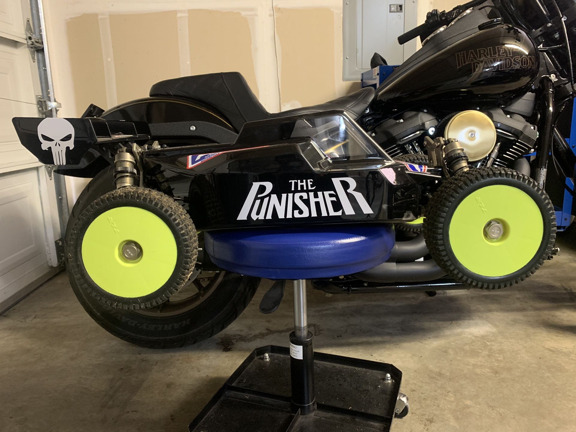 Huge Team Losi Racing 5ive B