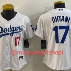 Women's Ohtani Dodgers Jersey (XL)