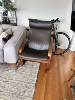 Scandinavian bentwood lounge chair