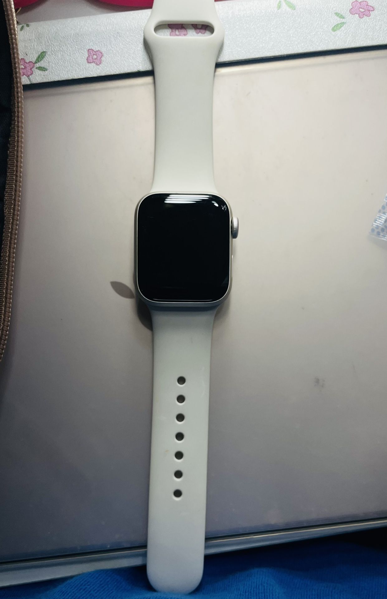 Apple Watch SE (GPS) (2nd Generation)