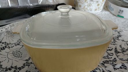 Vintage CorningWare harvest gold covered casserole