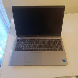 Laptop Dell Latitude 5530