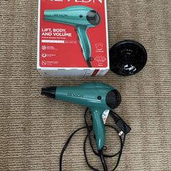 REVLON HAIRDRYER