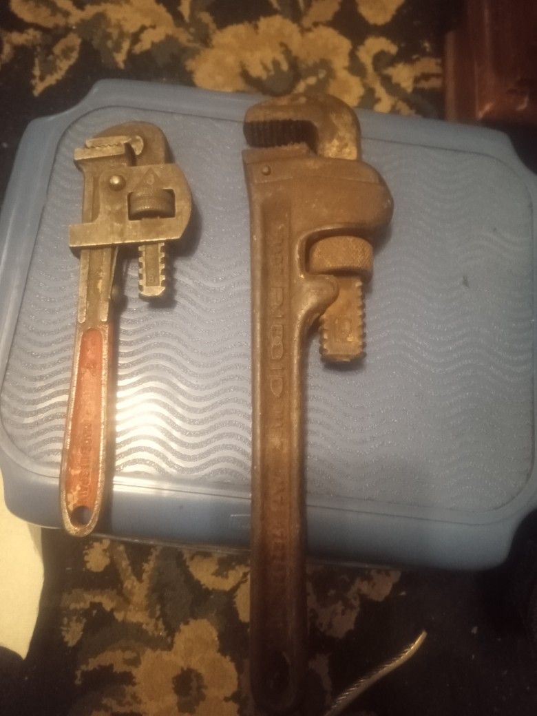 Pipe Wrenches 