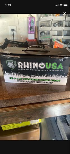 Retractable straps Rhino