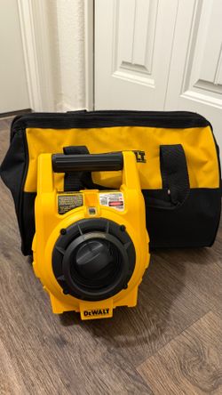 DeWalt Red Self-Leveling Rotary Laser Level with Detector and Clamp, Wall Mount, Remote, Bag, (2) D and (1) 9V battery