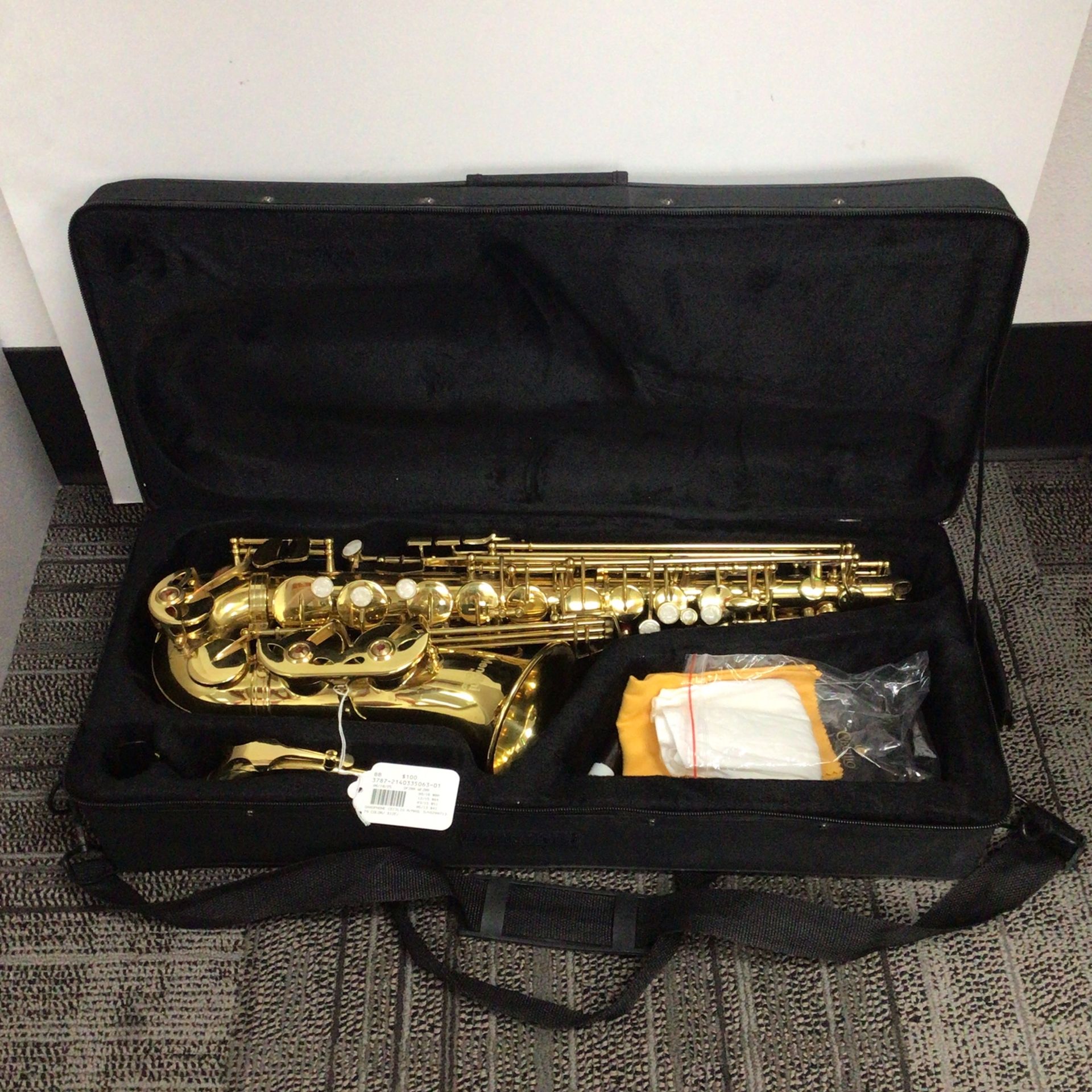 Cecilio Saxophone