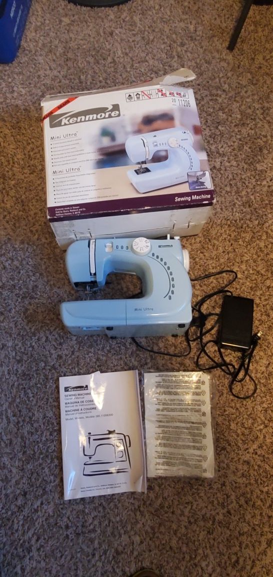 KENMORE MINI ULTRA SEWING MACHINE. for Sale in Peoria, AZ OfferUp