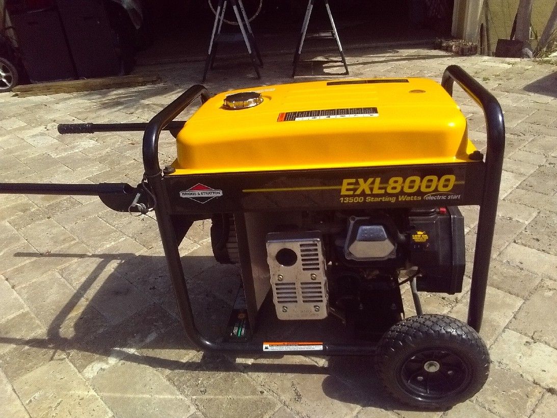 Generac Generator 13500 Watt/Stand Alone 8000 Never Used