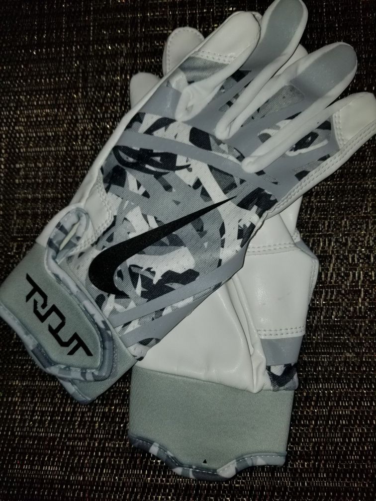 Brand New Nike Trout Edge White Camo Batting Gloves Adult Small, Medium, Large, XL Other colors posted