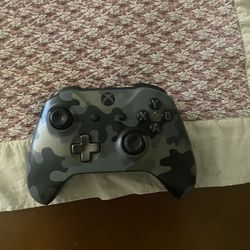 Microsoft Xbox One Wireless Controller Night Ops Camo