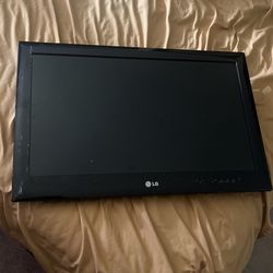 LG Wall mount TV 