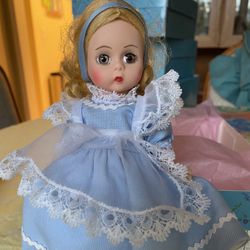 Alice In Wonderland And White Rabbit Madame Alexander Dolls!