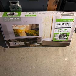 SANUS Simplicity 37"-90" Full-Motion TV Mount Swivel Articulating Tilt SLF226-B1