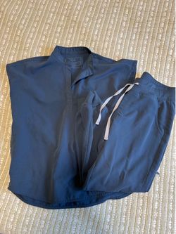 Blue Small Women’s FIGS Scrubs