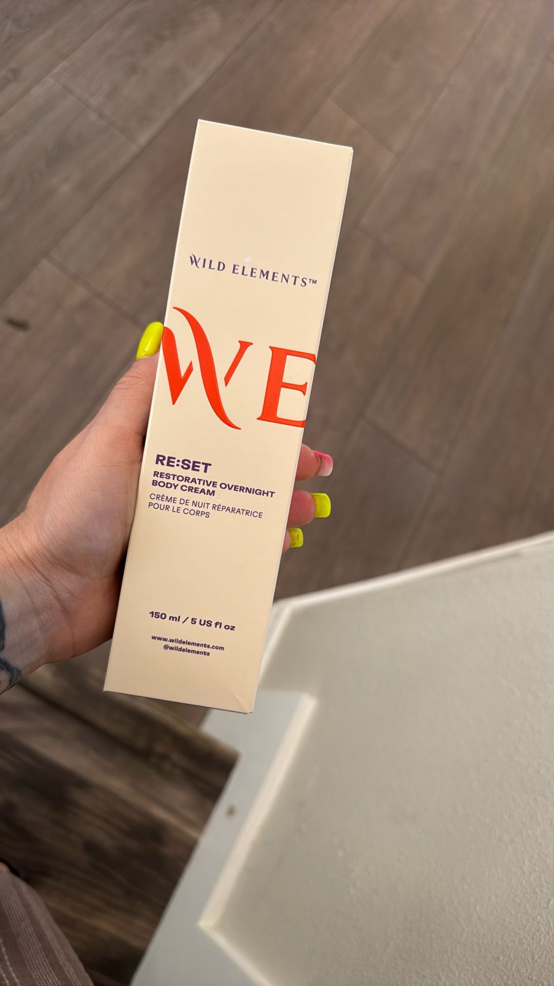 Wild Elements RE:SET Restorative Overnight Body Cream (150 ml / 5 oz).