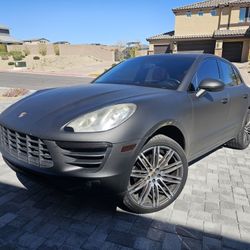 2016 Porsche Macan