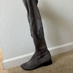 Aldo Knee High Boots Size 7