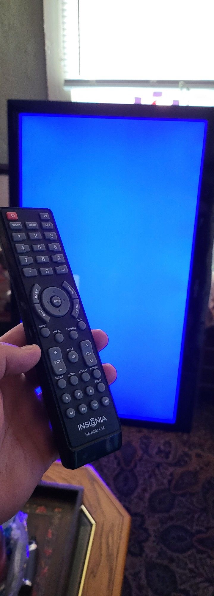 558nch Insignia Tv
